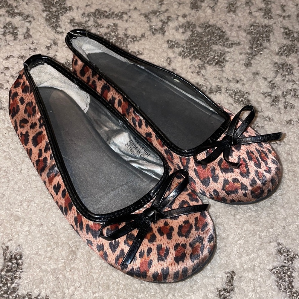 Toddler Cheetah Leopard Hair Print Ballet Flats in the style of Tory Burch